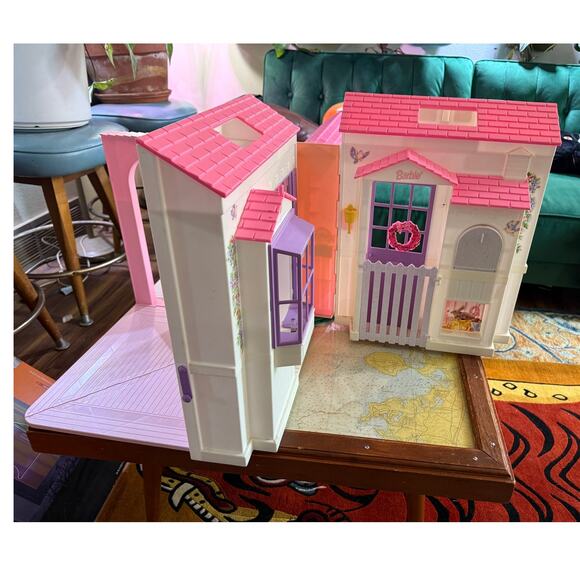 Vintage Barbie Folding Pretty House Mattel 1996 Pink Dollhouse Works Lamp - Picture 1 of 13